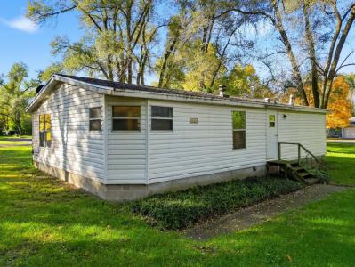 212 Elm Street, Howard City, Michigan 49329, Estados Unidos