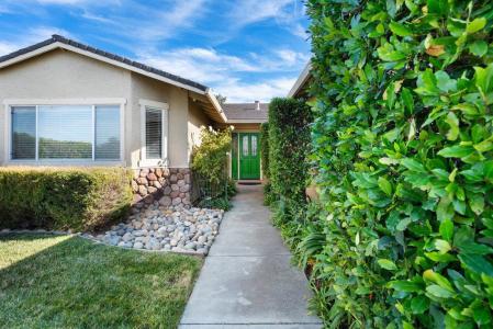 1091 Nez Perce Drive, Hollister, California 95023