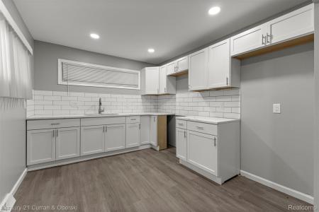 1587 Reo Avenue, Lincoln Park, Michigan 48146, Estados Unidos