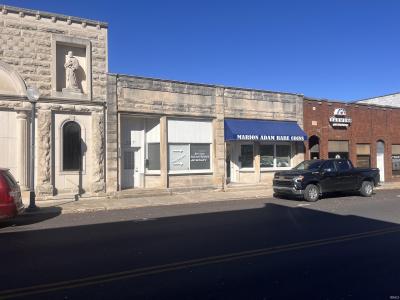 207-209 N Sale Street, Ellettsville, Indiana 47429, USA