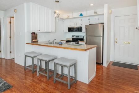 1324 S College Mall Road, Bloomington, Indiana 47401, USA