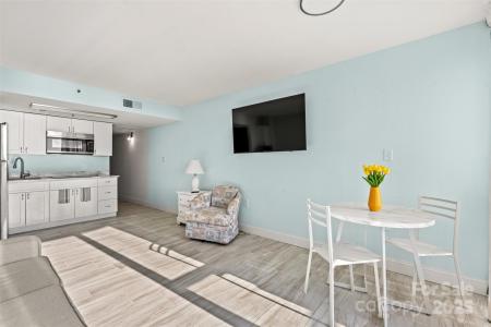 2310 N Ocean Boulevard , 202, Myrtle Beach, Carolina Do Sul 29577, Estados Unidos