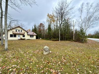 6839 Kauffman Road, Presque Isle, Michigan 49777, USA
