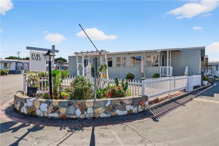 201 E. Arrow Hwy #12, Glendora, California 91740, HOA KỲ