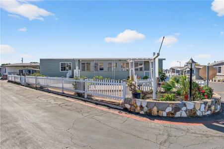 201 E. Arrow Hwy #12, Glendora, California 91740, HOA KỲ