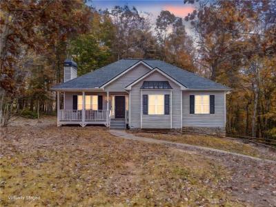 647 Philadelphia Drive, Jasper, Georgia 30143