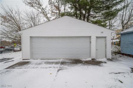 155 Morrison Street, Struthers, Ohio 44471, États-Unis