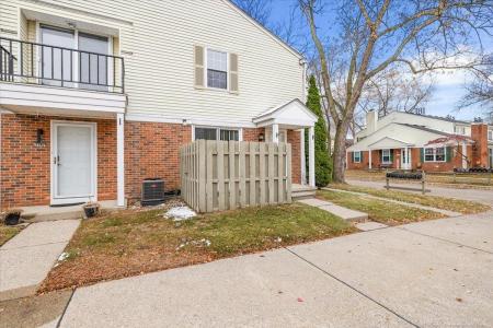 24623 Spring, Harrison Twp, Michigan 48045, Estados Unidos