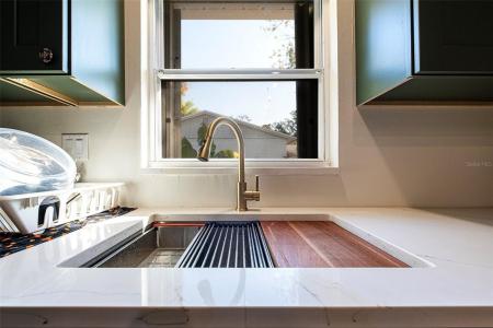 6401 CEDARBROOK DRIVE S, Pinellas Park, Florida 33782, USA