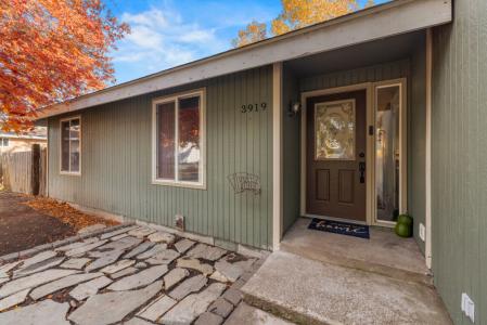 3919 REDONDO WAY, Klamath Falls, Oregon 97603, Amerika Birleşik Devletleri