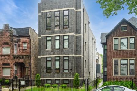 4730 South Champlain Avenue 3, Chicago, Illinois 60615, USA