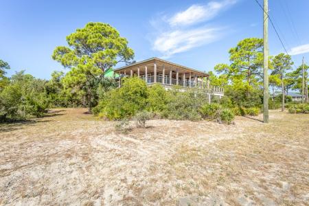 601 W Pine Ave, St. George Island, 佛羅里達州 32328, 美國