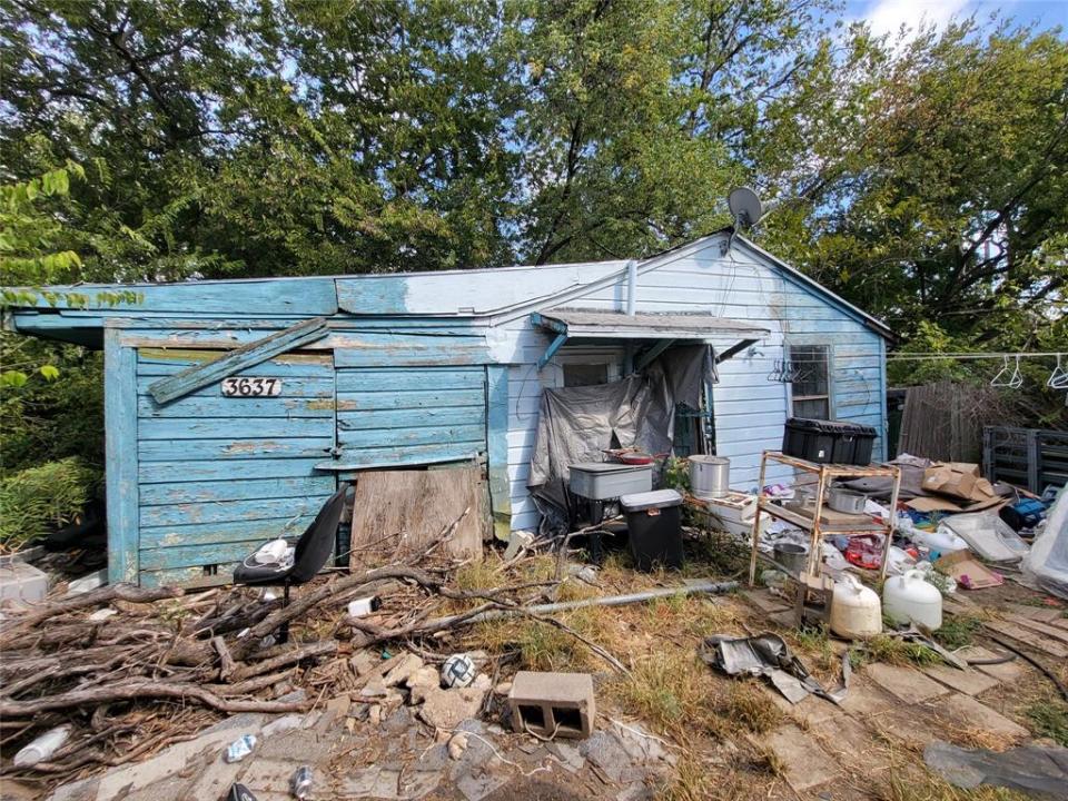 3637 Saint Louis Avenue, Fort Worth, Texas 76110