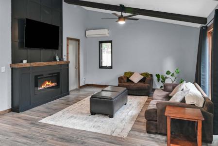 986 3rd Street WN, Columbia Falls, モンタナ 59912, アメリカ合衆国