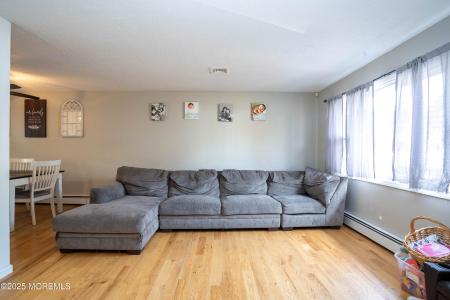 323 Church Road, 砖块, 新泽西州 08723, 美国