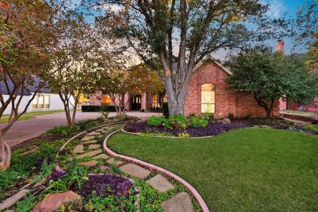 919 Riviera Drive, Mansfield, Texas 76063, USA