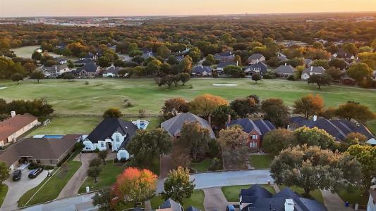 919 Riviera Drive, Mansfield, Texas 76063