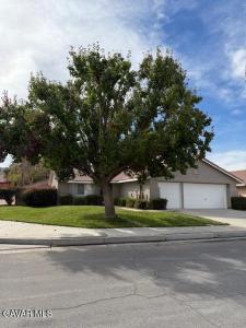 3814 Cocina Lane, Palmdale, California 93551, USA