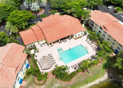 8287 Key Royal LN 1524, NAPLES, Florida 34119