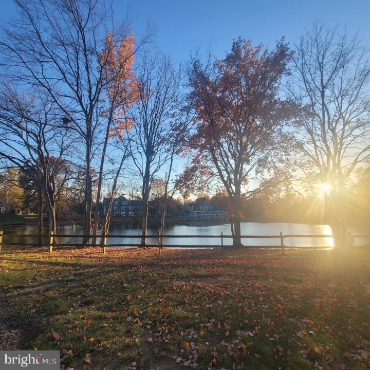 5842 Orchard Hill Court Unit# 5842, Clifton, Virgínia 20124, Estados Unidos