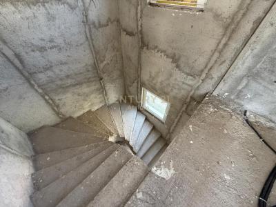 Farkë, Tirana, Albania