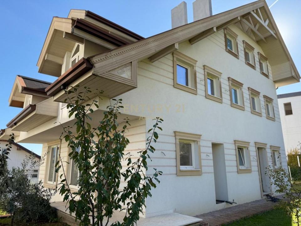 Farkë, Tirana, Albania