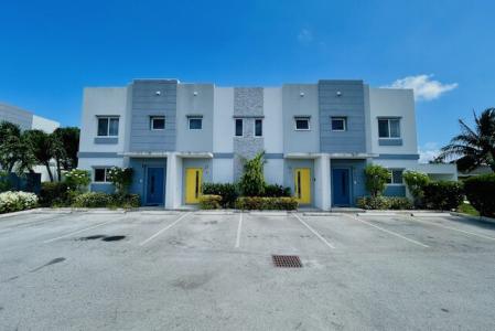5, MODERN 2 BEDROOM CONDO - ORANGE MANOR (SHORT TERM RENTALS CONSIDERED, Orange Dr., Spotts, Grand Cayman, Cayman Islands