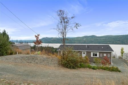 5208 CELISTA PLACE, Celista, British Columbia V0E 1M6, Canada
