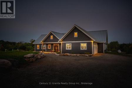 2194 UNICORN ROAD, Dysart Et Al (dysart), Ontario K0M 1S0, Canadá