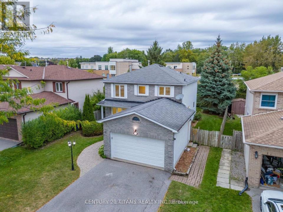 853 CROWELLS STREET, Oshawa (pinecrest), Ontario L1K 1X8, Canada