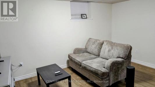 853 CROWELLS STREET, Oshawa (pinecrest), Ontario L1K 1X8, Canada