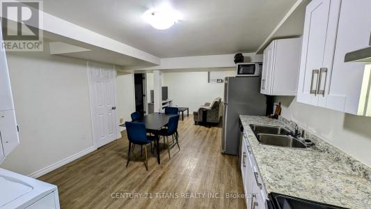 853 CROWELLS STREET, Oshawa (pinecrest), Ontario L1K 1X8, Canada