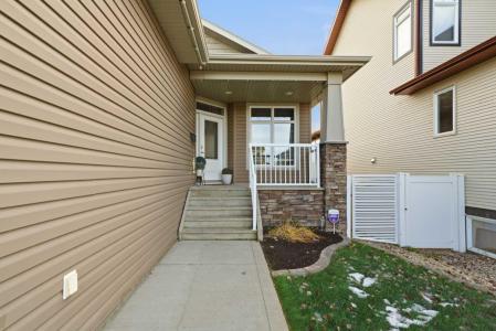 68 CYPRUS ROAD, Blackfalds, Alberta T4M 0C5, Kanada