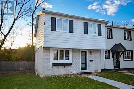 660 HOCHELAGA STREET, Ottawa, Ontario K1K 2E9, Kanada