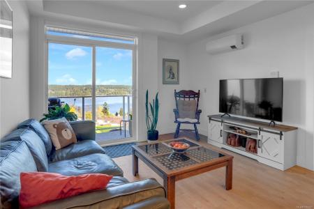 201 DOGWOOD DR, Ladysmith, British Columbia V9G 0C3, Canada