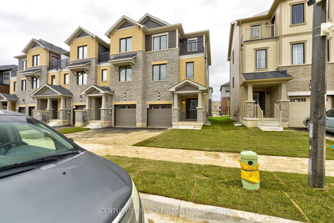 30 HINE ROAD, Brantford, Ontario N3T 0W5, Canada