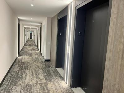 215 LAKESHORE ROAD W, Mississauga, 安大略省 L5H 0A7, 加拿大