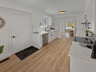 2260 LYNN STREET, Innisfil, 安大略省 L9S 1E4, 加拿大