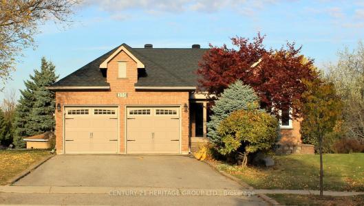310 CHAMBERS CRESCENT, Newmarket, Ontario L3X 1T2, Canada