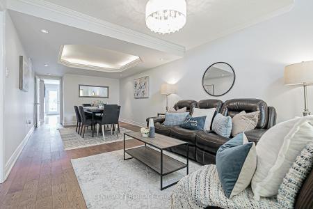 310 CHAMBERS CRESCENT, Newmarket, Ontario L3X 1T2, CANADÁ