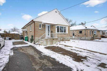 762 CAMERON STREET, Peterborough, Ontario K9J 3Z8, Kanada