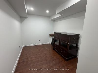 31 SEGGAR AVENUE, Ajax, 온타리오주 L1T 4E2, 캐나다