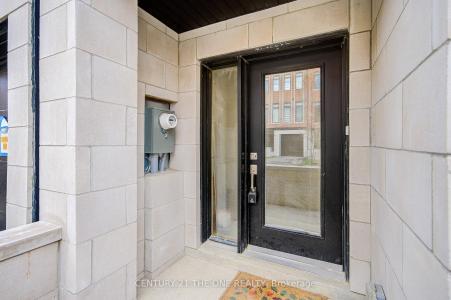 27 CHESTNUT COURT, Aurora, أونتاريو L4G 7C4, كندا