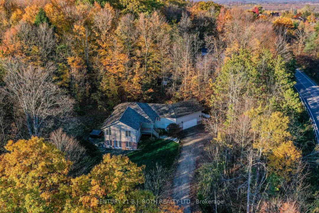 4927 25 SIDE ROAD, Essa, אונטריו L4M 4S4, קנדה