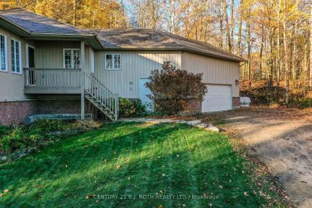 4927 25 SIDE ROAD, Essa, אונטריו L4M 4S4, קנדה