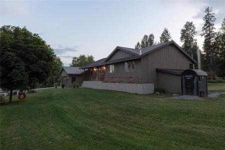 2523 EVANS ROAD, Celista, 不列颠哥伦比亚省 V0E 1M6, 加拿大