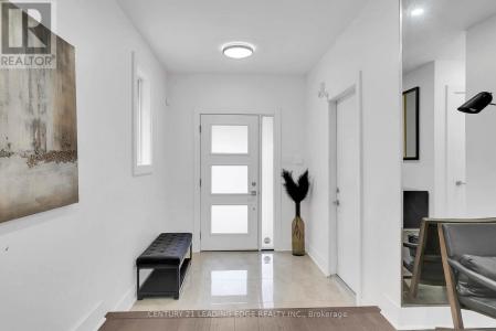 3 HEMANS COURT, Ajax (northwest Ajax), Ontario L1T 4B9, CANADÁ