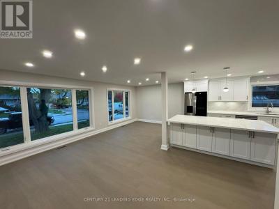 97 LOWCREST BOULEVARD, Toronto (tam O'shanter-sullivan), Ontario M1T 1K7, Canada