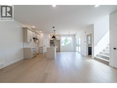 3228 BANK ROAD, Kamloops, Colúmbia Britânica V2B 6Z7, Canadá