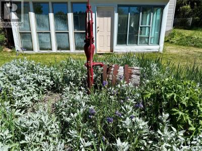 5888 LAZY LAKE ROAD, Wasa, Britisch-Kolumbien V0B 2K0, Kanada